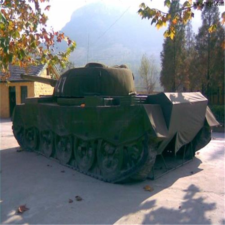 阿勒泰大型充气坦克